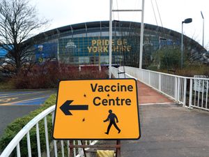 Supporting image for story: Weekly Covid-19 deaths fall to lowest level since start of 2021, says ONS