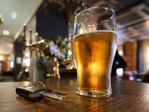 Supporting image for story: Drink-drive deaths up 7% in a decade