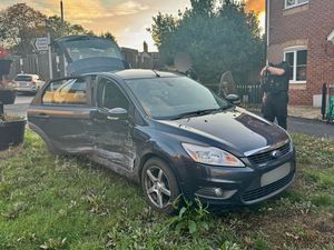 Supporting image for story: Suspected car thief arrested in Stourbridge after police pursuit and crash