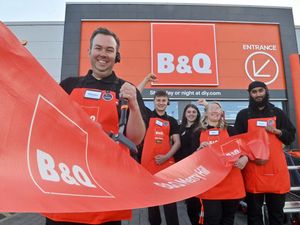 Supporting image for story: Watch: B&Q opens new store in the heart of Brierley Hill - with the first 100 customers getting a free gift