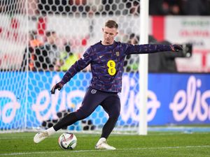 Supporting image for story: Dean Henderson chartered flight so family could watch his first England start