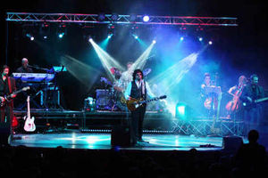 Supporting image for story: ELO Experience bringing hits to Wolverhampton Wulfrun Hall