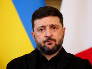 Supporting image for story: Zelensky to visit UK on Tuesday as Starmer warns of oil ‘windfall’ for Russia