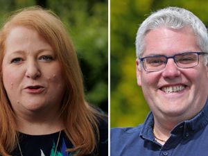 Supporting image for story: DUP and Alliance leaders Robinson and Long in titanic tussle in East Belfast