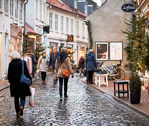 Meander through the Latin Quarter