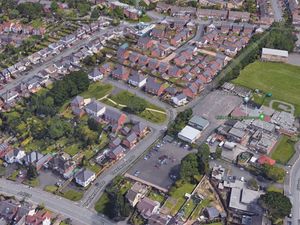 Supporting image for story: Evidence shows shotgun fired on Halesowen street
