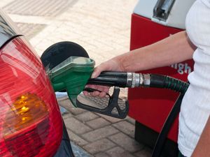 Supporting image for story: Drivers missing out in pump price wars