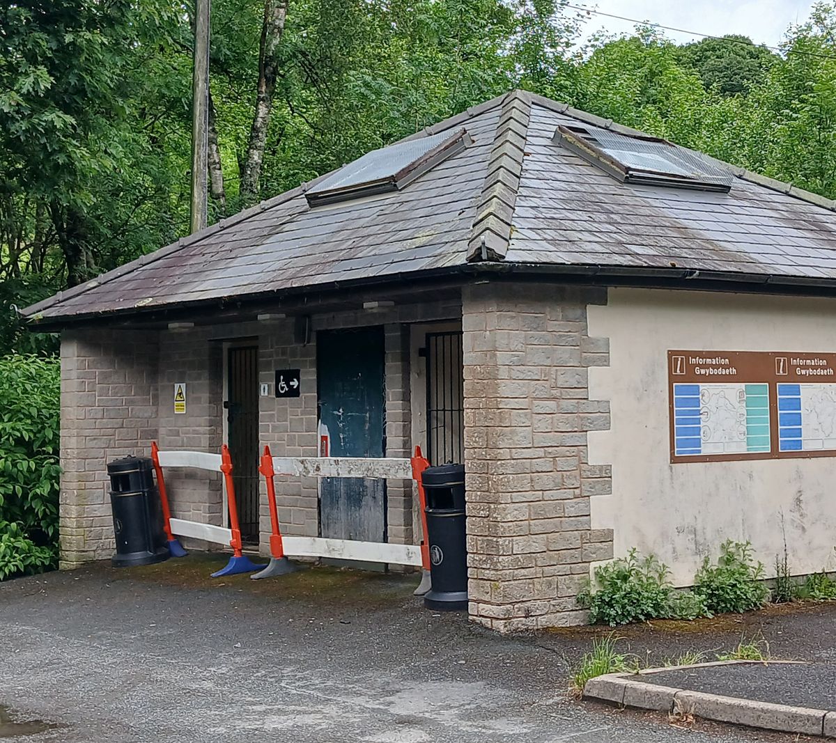 Welsh Government accused of flushing money down the toilet by Powys politician
