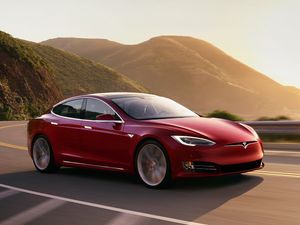 Supporting image for story: The best electric vehicles for road trips revealed