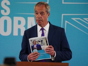 Supporting image for story: Election campaign day 26: Farage’s ‘contract’ with voters