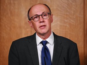 Supporting image for story: NHS medical director and head of Test and Trace both in self-isolation