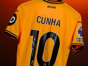 Supporting image for story: Liam Keen's predicted Wolves XI vs Chelsea