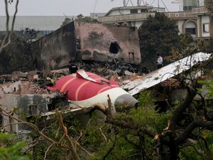 Supporting image for story: Air India crash: Not easy to ‘accidentally’ cut off fuel switches, expert says