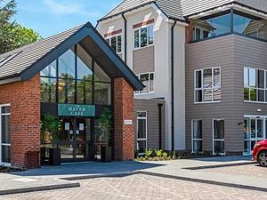 Supporting image for story: New Staffordshire care home awarded prestigious 5-star food hygiene rating