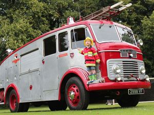 Supporting image for story: Vintage vehicles at Staffordshire fair