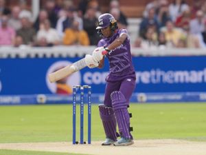 Supporting image for story: Davina Perrin tipped to star for England at T20 World Cup next summer