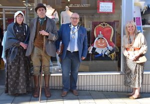 Judges (pictured left to right) Carol and Nick Ford from Acton Scott Heritage Farm, Mayor Tim Manton, and Sarah Hopcroft from the Original Biscuit Bakers