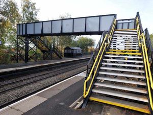 Supporting image for story: Anger over access to Shifnal station platform