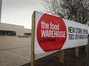 Supporting image for story: Iceland's Food Warehouse recruits 50 for new city store