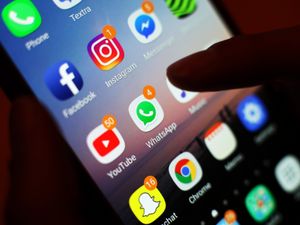 Supporting image for story: Social media influencers ‘fuelling misogyny in schools’