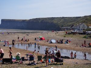 Supporting image for story: Met Office confirms 2025 was UK’s warmest year on record