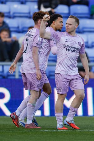 Supporting image for story: Dan Stacey player ratings: Star man gets an 8 but four get 5s as Shrewsbury draw 2-2 at Oldham