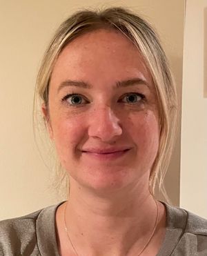 Dr Victoria Walton