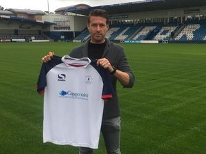 Supporting image for story: Wolves 'had say in choosing new Telford boss Rob Edwards'