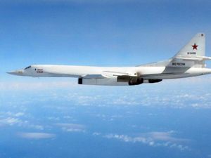 Supporting image for story: How does increased alert for Russian nuclear forces affect Ukraine crisis?