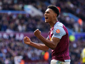 Supporting image for story: Aston Villa season tickets sell out for fifth straight season