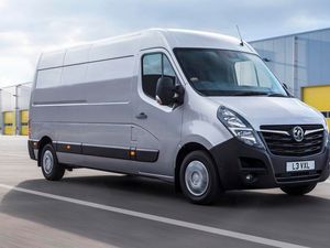 Supporting image for story: Vauxhall bolsters Movano range with new engines