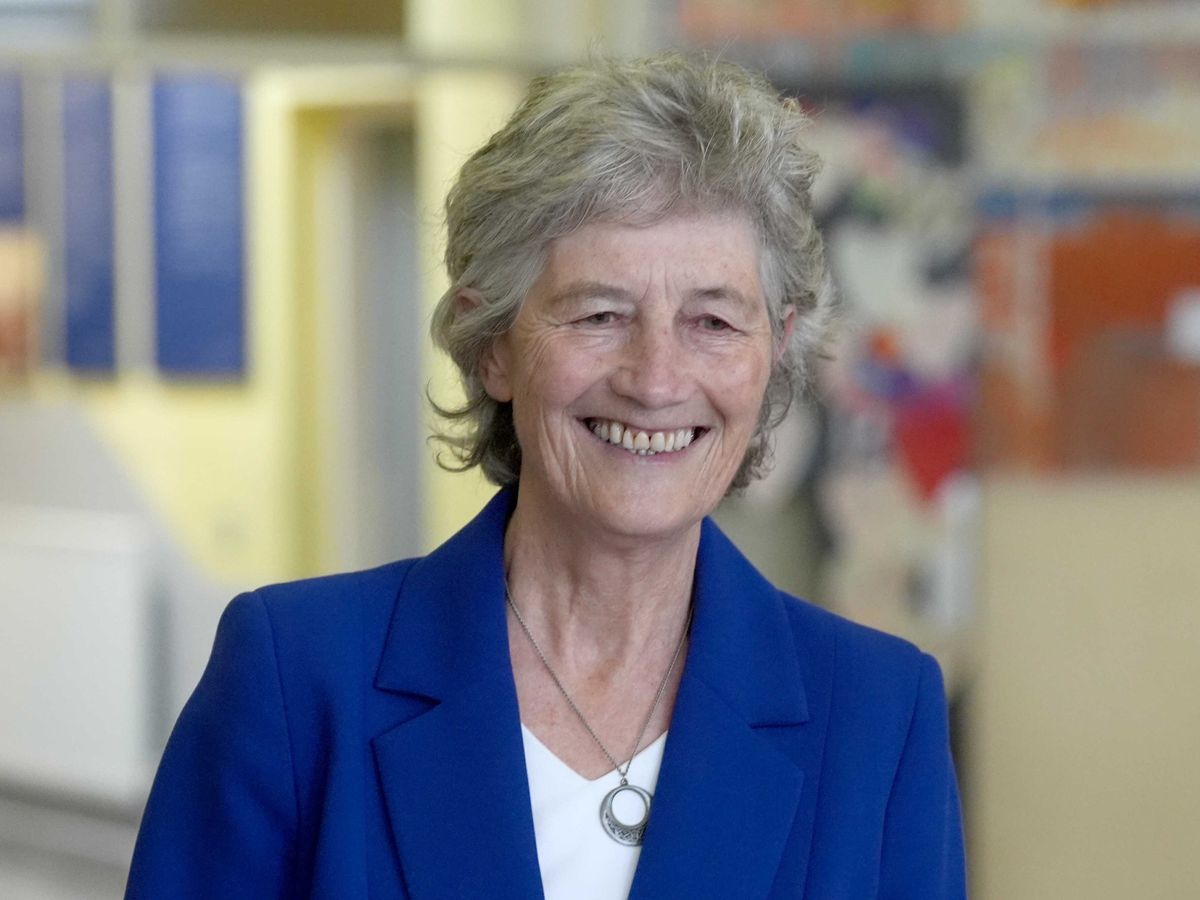 Early tallies show Catherine Connolly surging ahead in Irish presidential poll