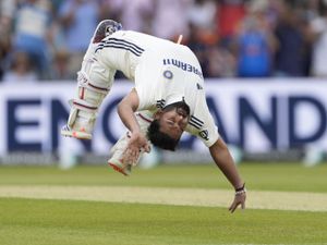 Supporting image for story: England rally at Headingley after Rishabh Pant’s scintillating century