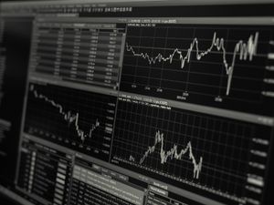 Supporting image for story: West Midlands second for foreign investment in financial services