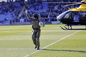 The match ball was delivered by helicopter 