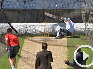 Supporting image for story: Video - Piers Morgan grounded by Brett Lee over