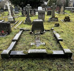 Thomas Lant's grave in Llanelwedd before the work started