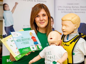 Supporting image for story: Mini first aid sessions preparing children for emergencies