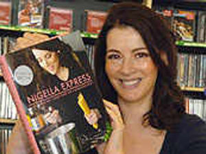 Supporting image for story: Nigella backs faggots and paes