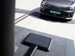 Supporting image for story: Genesis’ wireless EV charging pilot aims to explore viability of ‘hands-free’ charging
