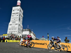 Supporting image for story: Ben Healy falls agonisingly short of victory on legendary Tour de France climb