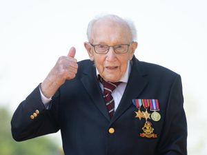 Supporting image for story: Captain Sir Tom Moore: Things will get better