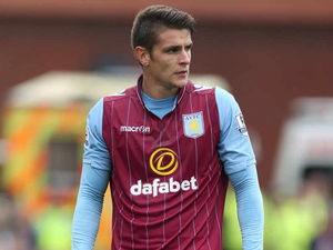 Supporting image for story: Ashley Westwood likes Villa's playing style
