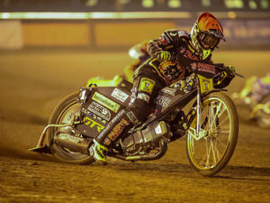 Supporting image for story: Wolverhampton Wolves are going all-out for victory