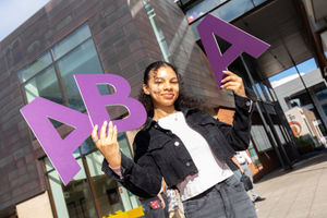 Tia Jackson at Dudley6th 