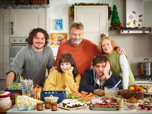 Supporting image for story: Outnumbered Christmas special features cancer storyline