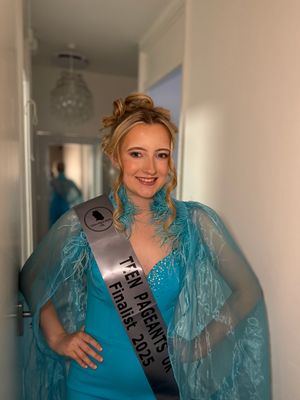 Holly Plant- Teen Pageants UK finalist 