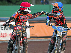 Supporting image for story: Gutsy Wolves see off form side Lakeside at Monmore