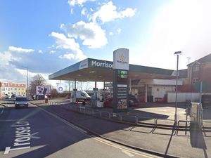 Supporting image for story: Wednesbury service station applying to provide alcohol