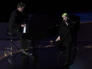 Supporting image for story